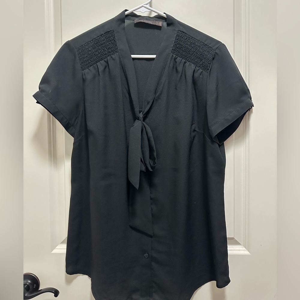 Women’s black blouse. The Limited. L. EUC.